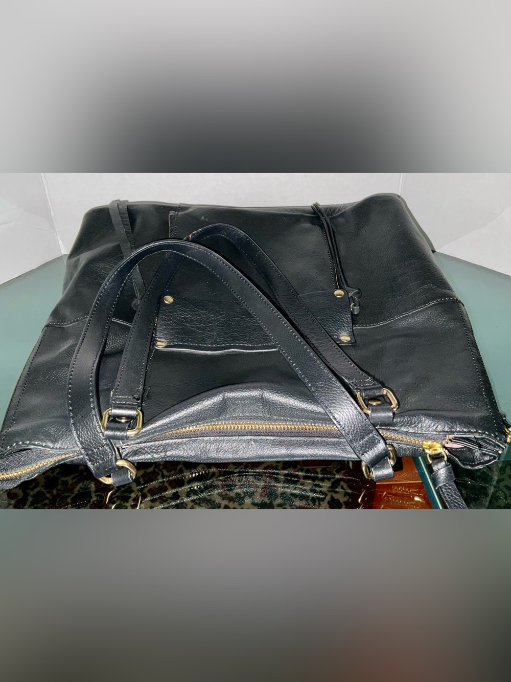 KOOBA BLACK PEBBLED LEATHER 2 STRAP SHOULDER BAG FRONT POCKET - VERY GOOD - Picture 4 of 14
